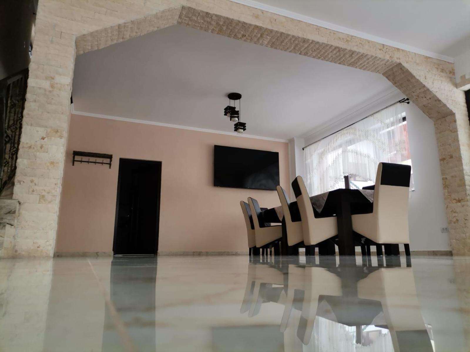 Casa Dana Olteanu Ξενοδοχείο Moeciu De Sus Εξωτερικό φωτογραφία